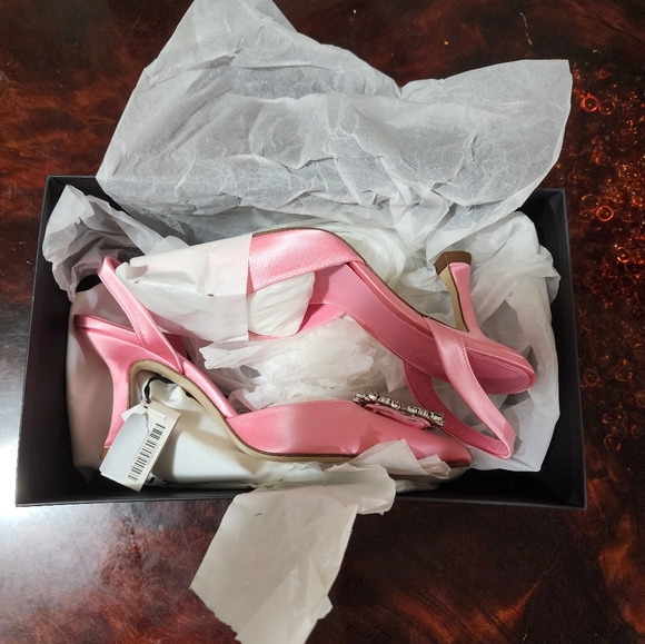 Uterque - Picture 2 of 3